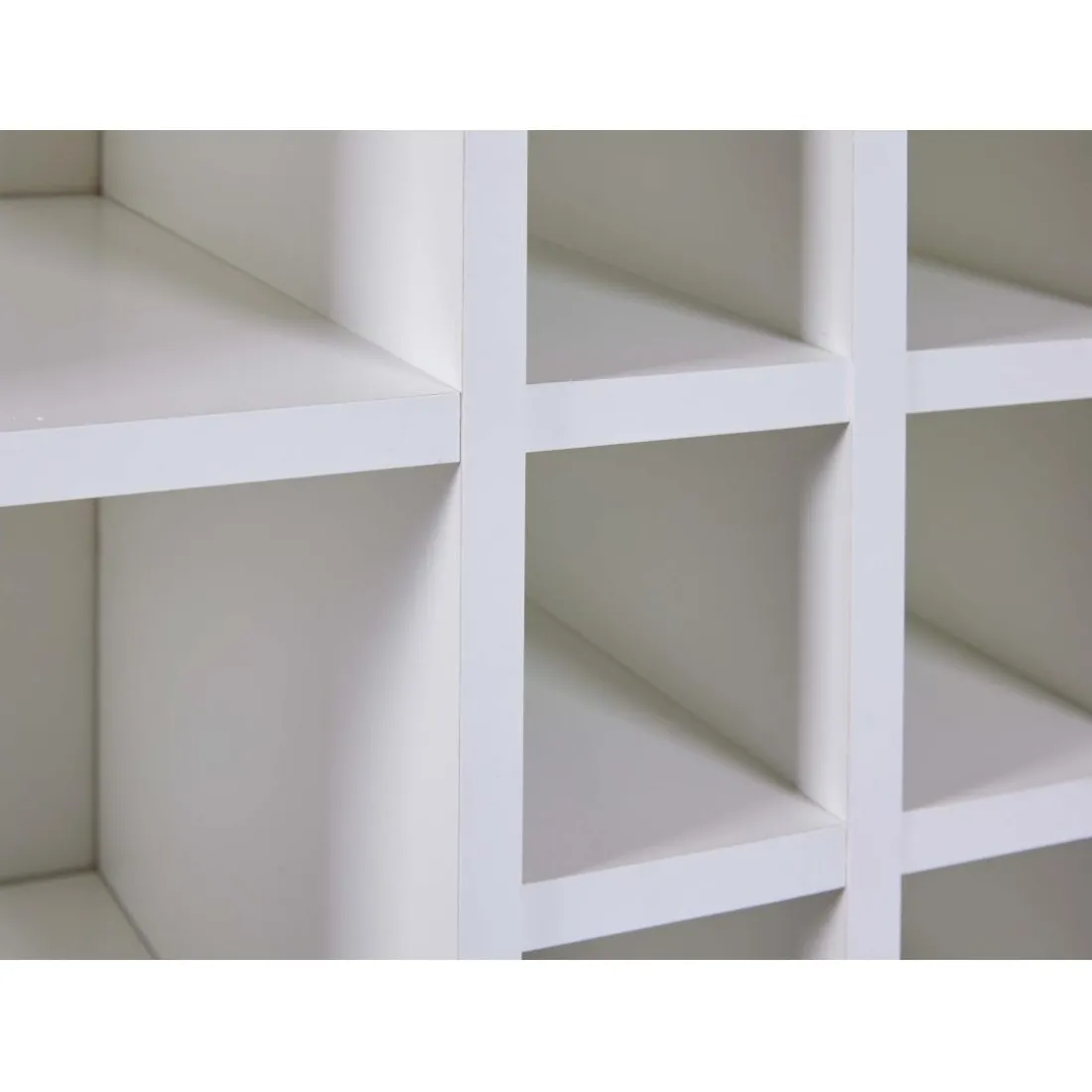 Armoire à bouteilles JULINA coloris blanc chêne Artisan