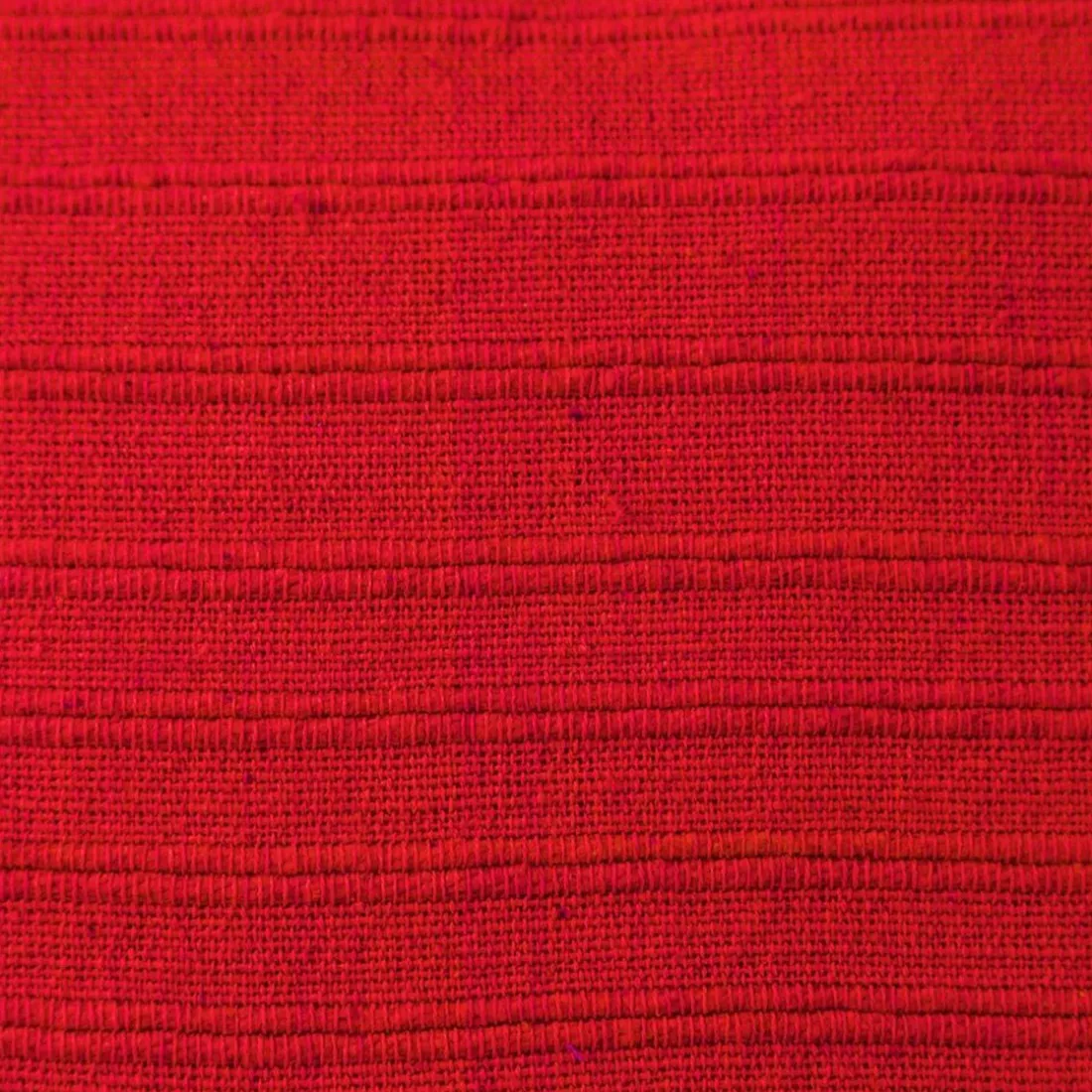 Boutis, plaid ou jeté de canapé uni en coton ORION - Rouge