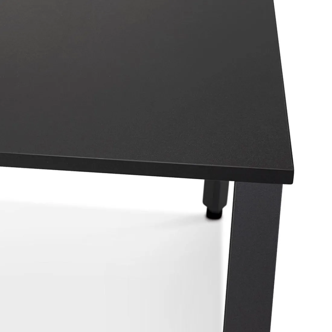 Bureau droit design 'AMADEUS' en bois et métal noir