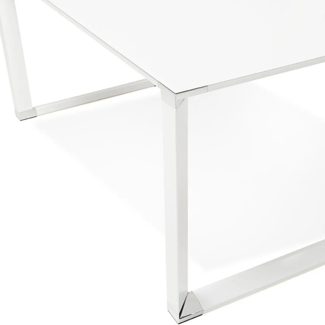 Bureau droit design 'XLINE' en verre blanc