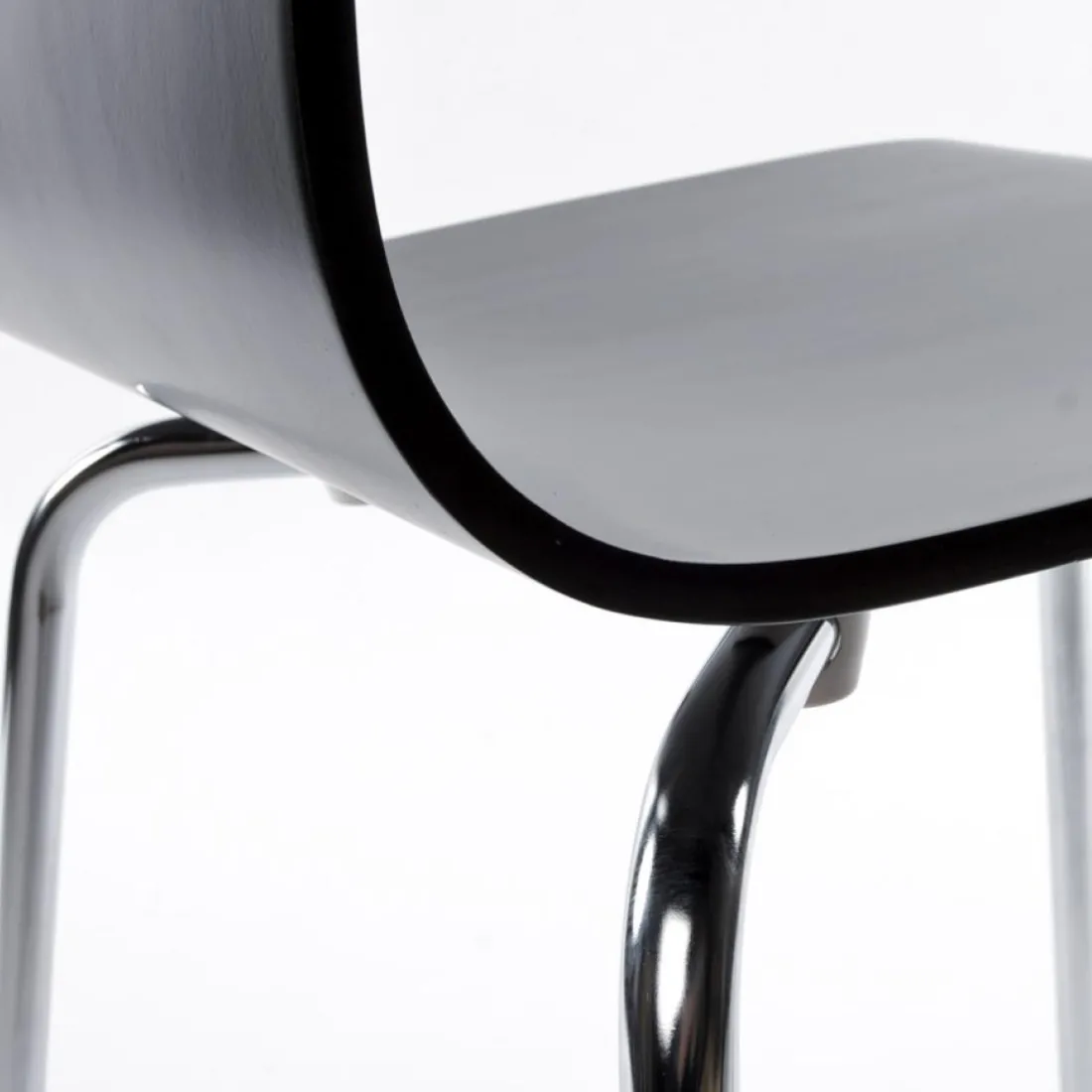 Chaise de salle à manger design 'ESPERA' en bois noire