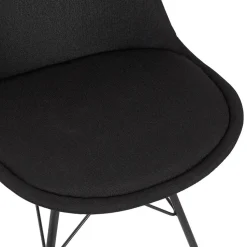 Chaise design 'INDIA' en tissu noir et pieds en métal noir