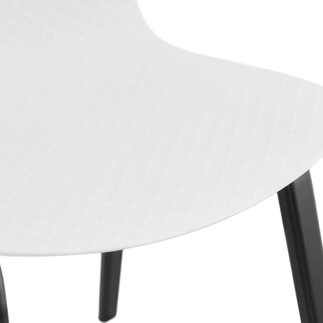 Chaise design 'PACIFIK' blanche avec pieds en bois noir