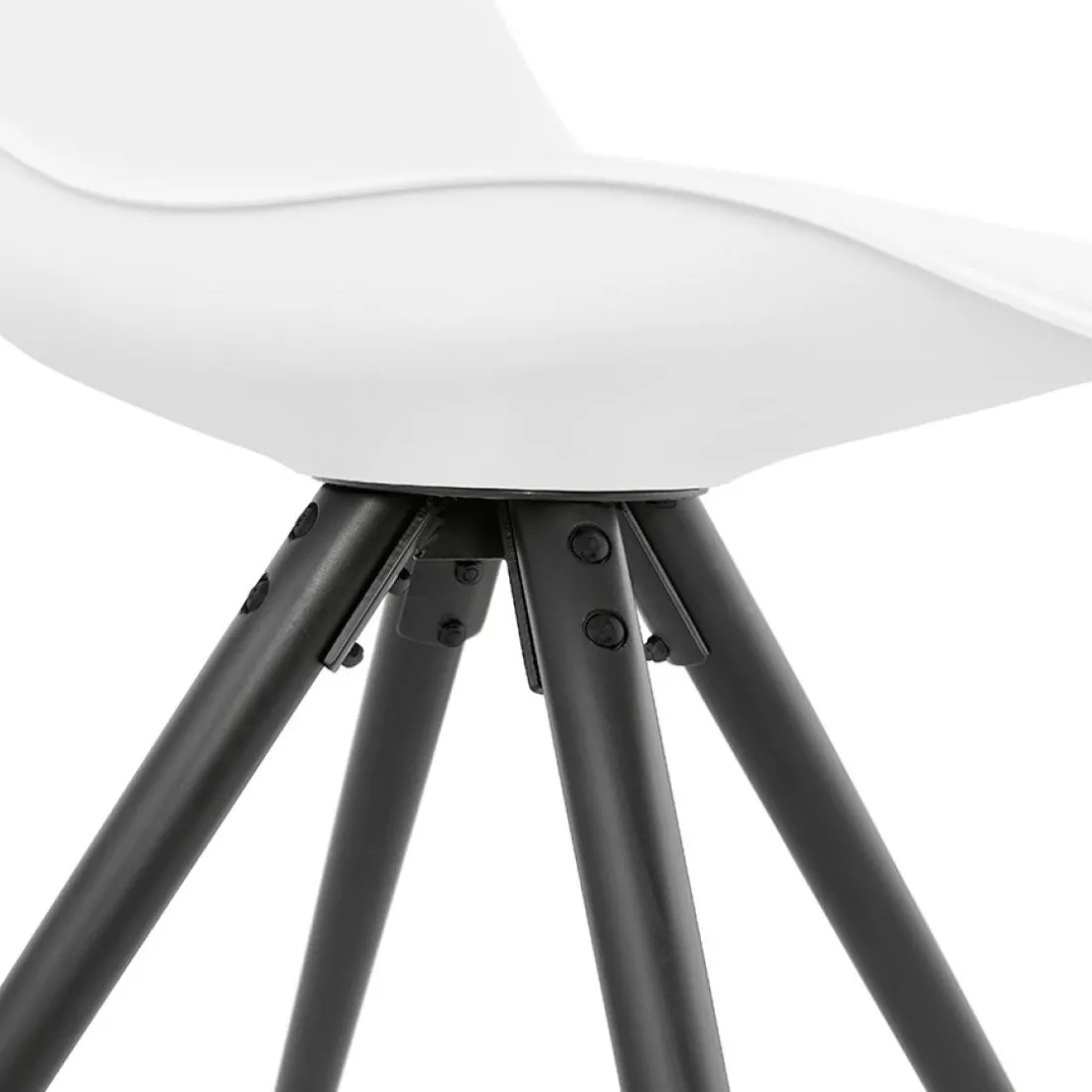 Chaise design 'PIPA' blanche