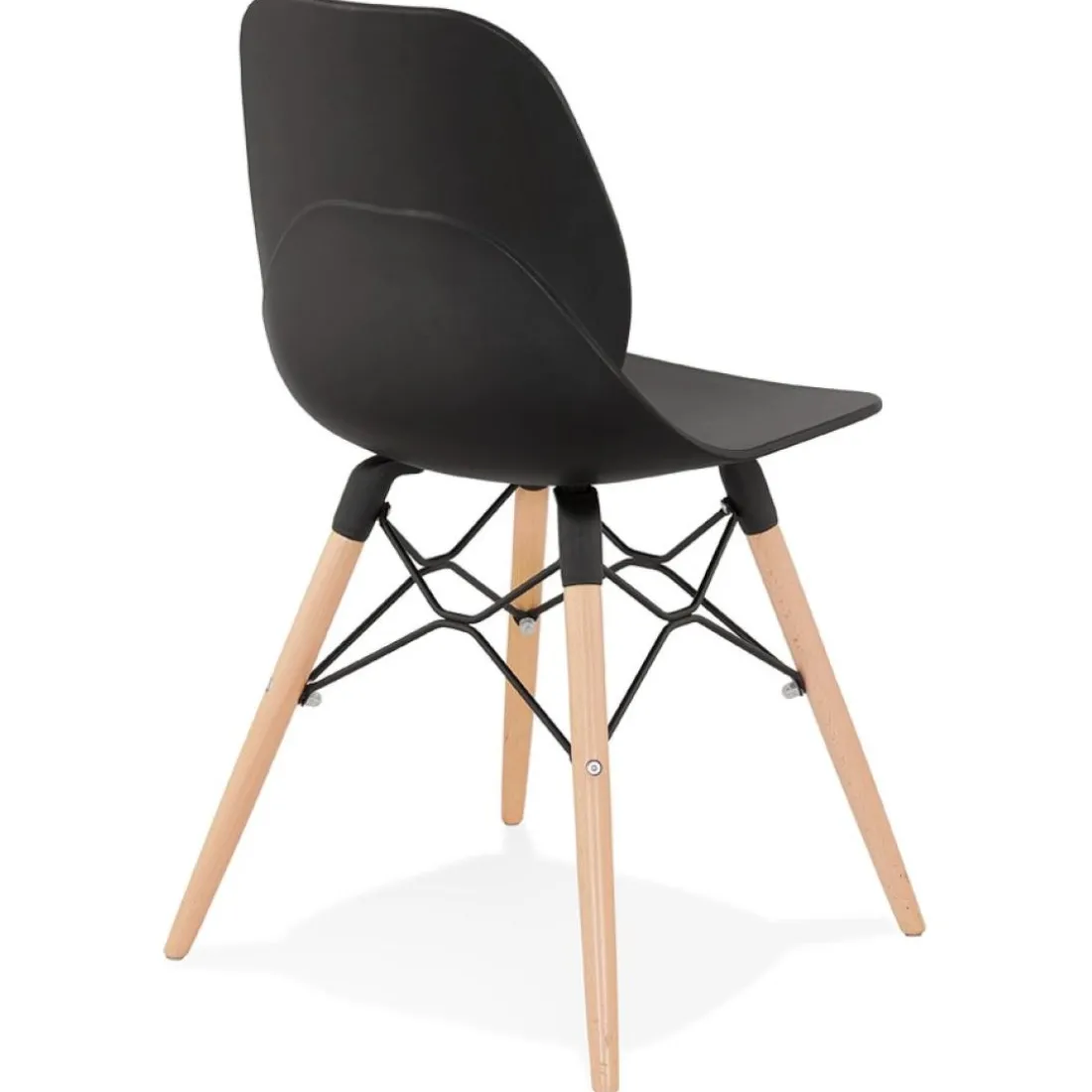 Chaise scandinave 'EPIK' noire moderne