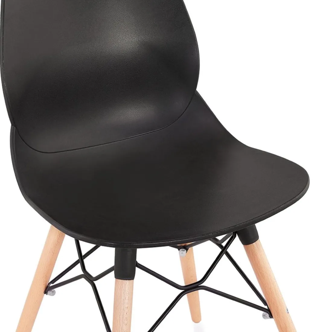 Chaise scandinave 'EPIK' noire moderne