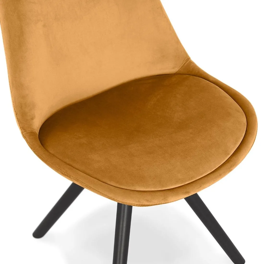 Chaise vintage 'RICKY' en velours moutarde et pieds en bois noir
