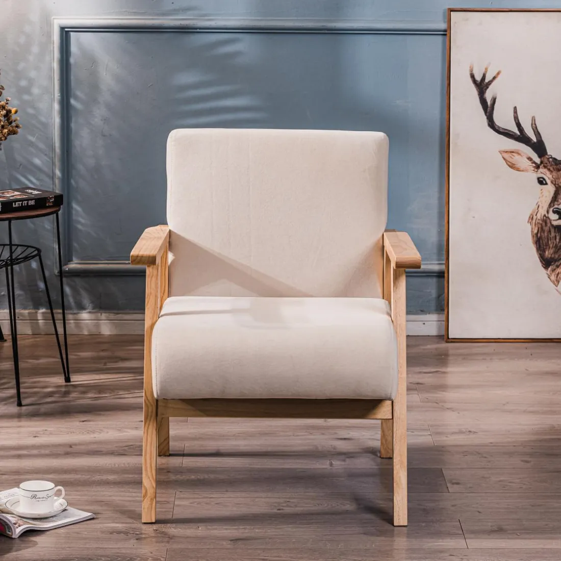 Fauteuil de salon avec structure bois beige