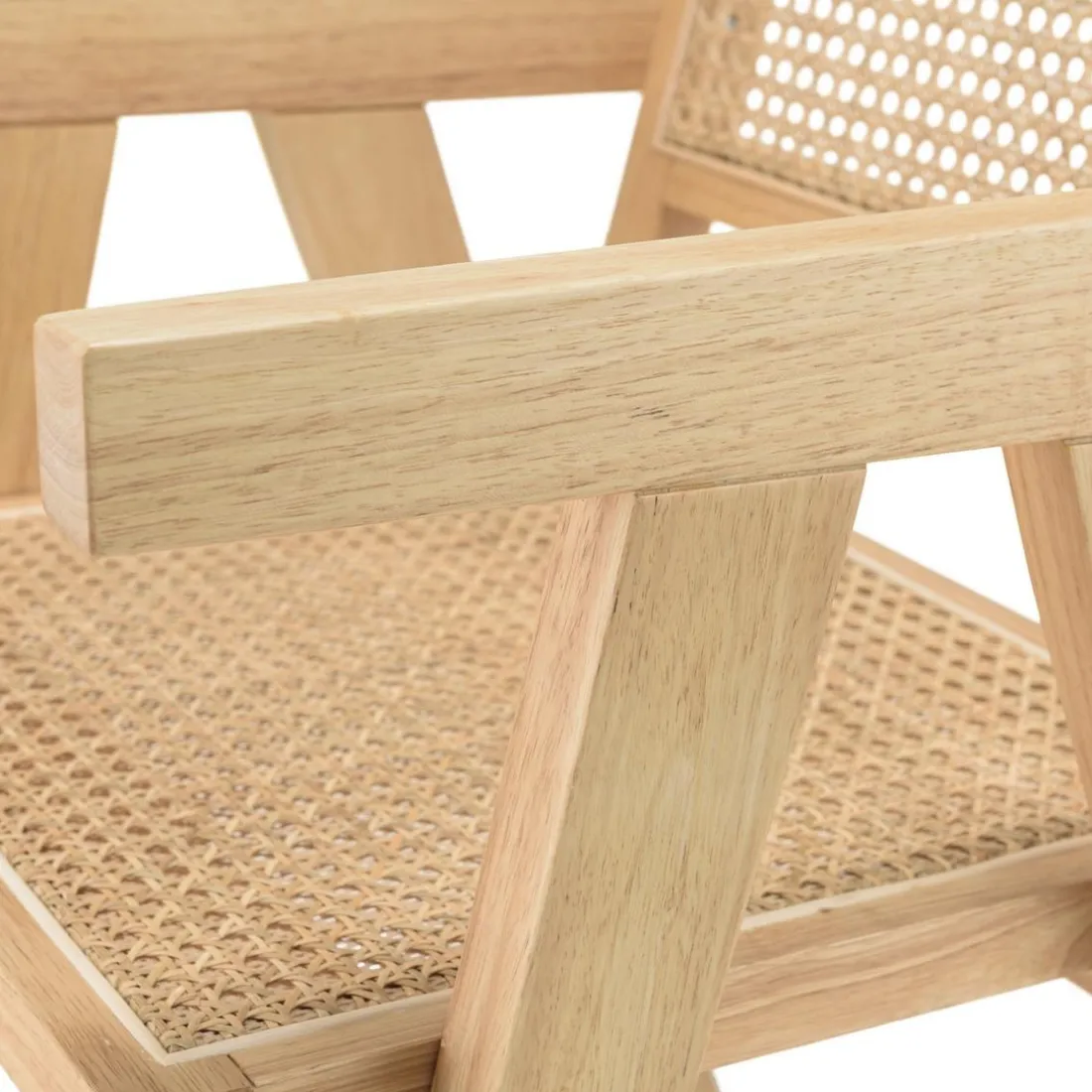 Fauteuil en bois d’Hévéa clair dossier et assise rotin naturel AGATHE