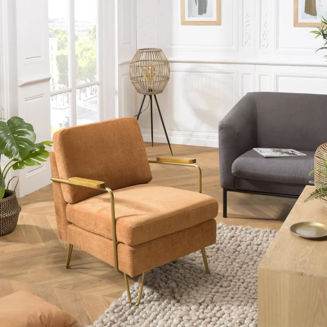 Fauteuil lounge tissu orange métal doré accoudoirs bois