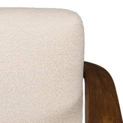 Fauteuil tissu bouclette écru structure et accoudoirs en bois GASTON