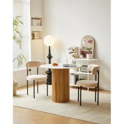 La table à manger HAVANA avec son design rustique et épuré facile à monter pour 4 personnes