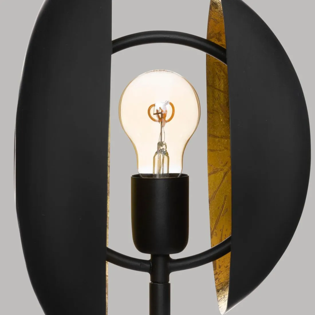Lampadaire droit