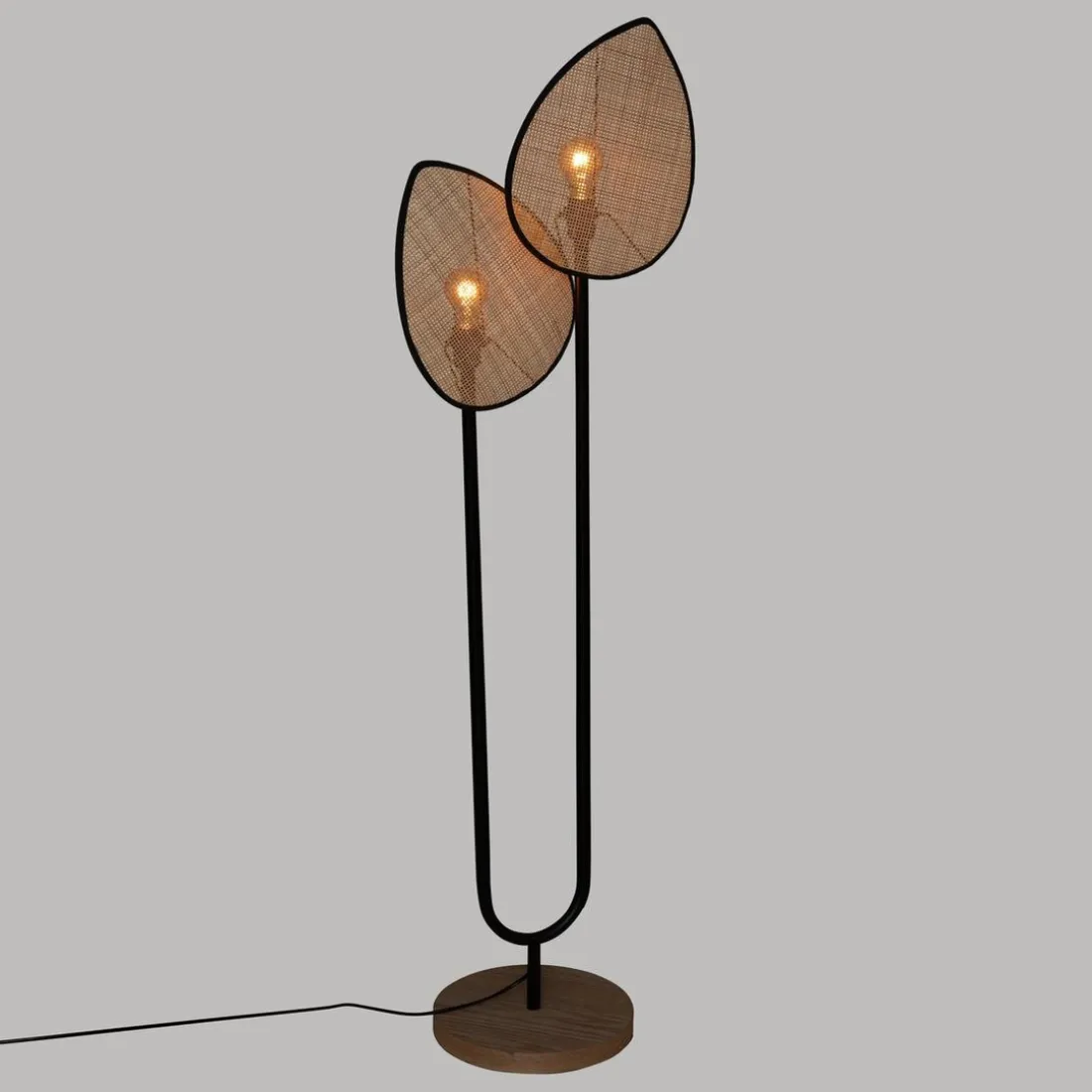 Lampadaire droit en métal