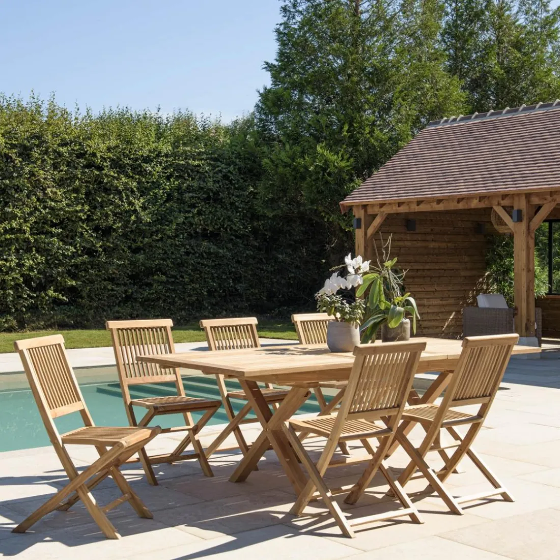 Lot n°152 Salon de jardin en teck 8/10 personnes FUN