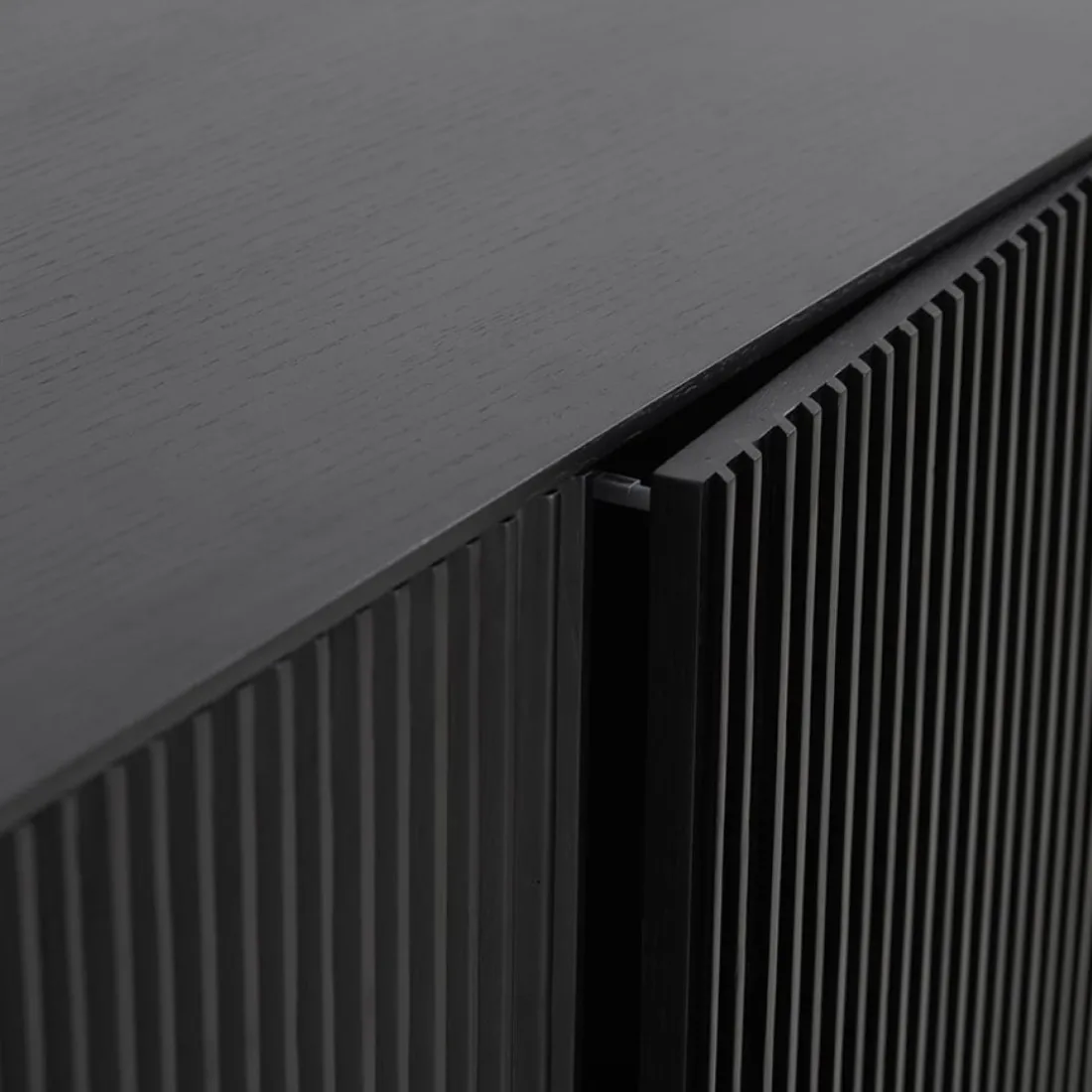 Meuble de rangement design 'CONVIV' en bois noir