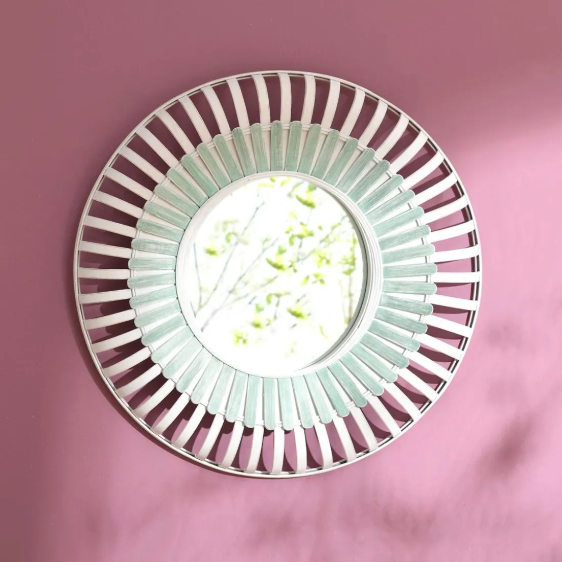 Miroir rond en bambou MOUSSA vert et blanc