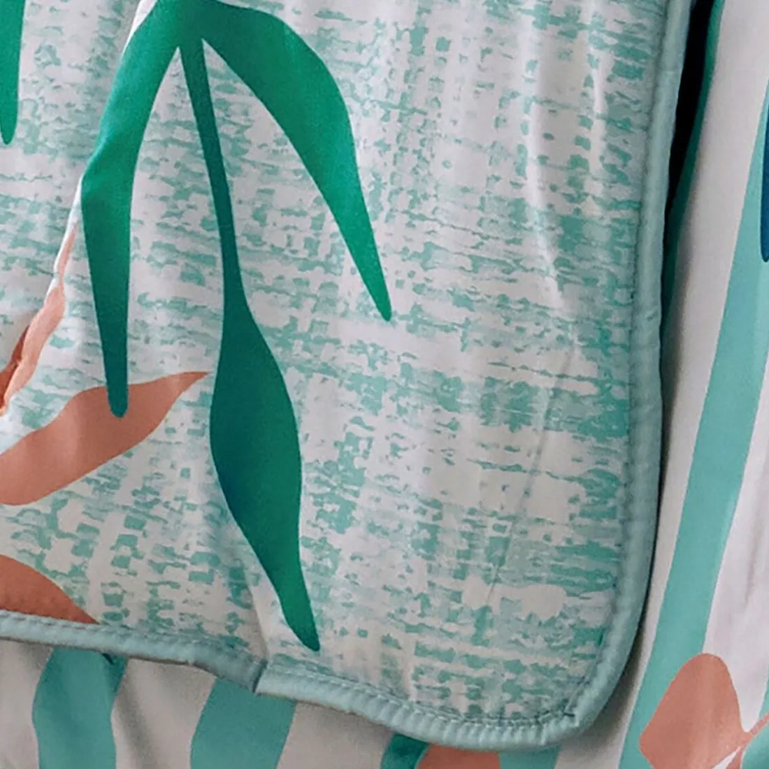 Oreiller en polyester HOJAS DÉCO DOUBLE FACE bleu turquoise