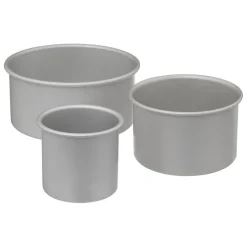 Set de 3 moules à gateaux bordure haute
