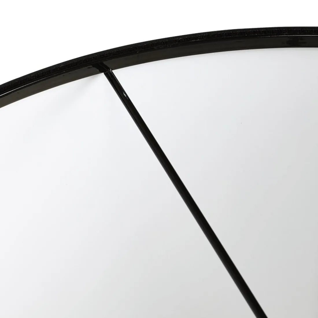 Suspension 'BUNGEE' ronde avec abat-jour noir