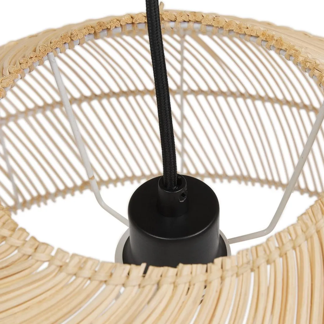 Suspension ronde 'CANUL' en rotin tressé naturel