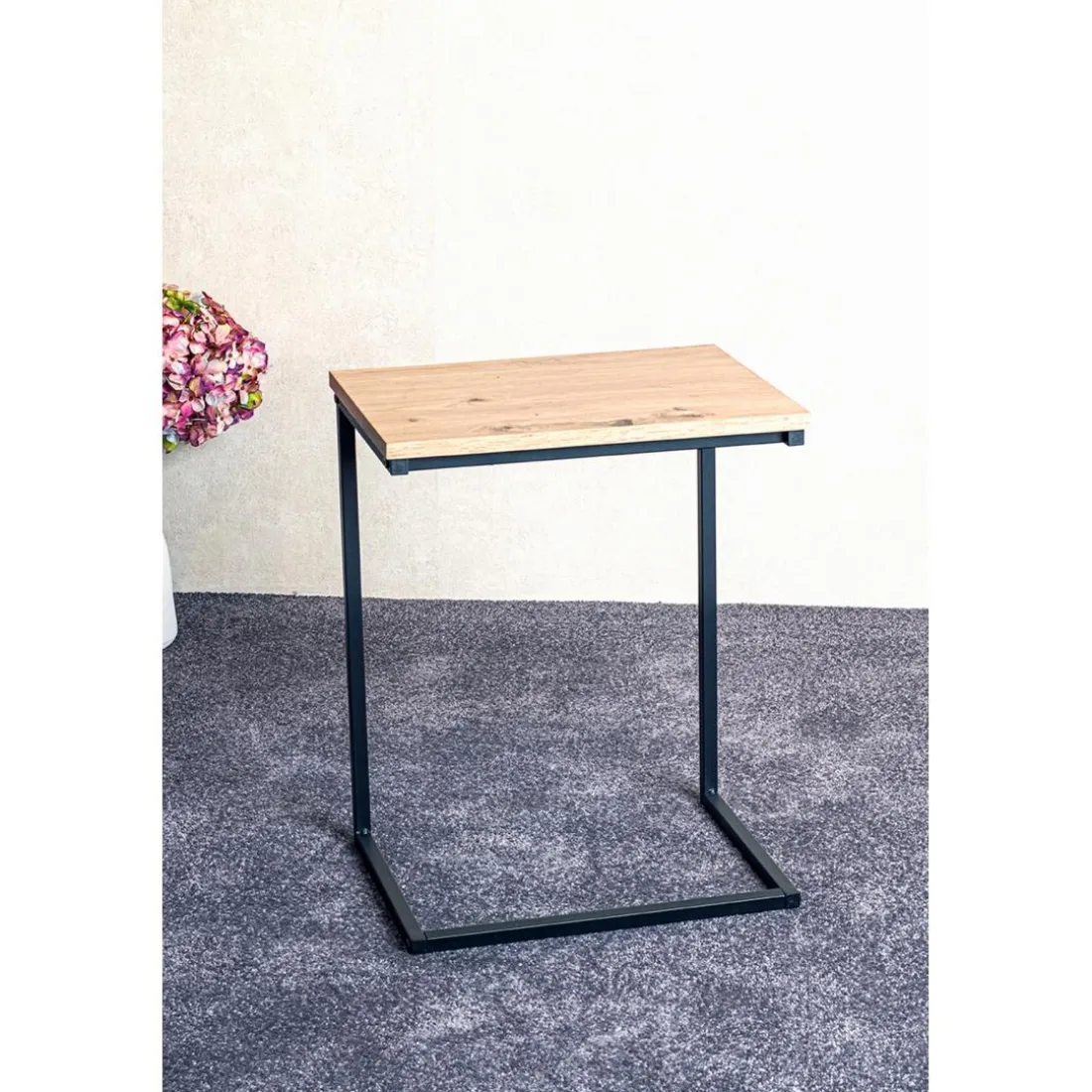 Table d'appoint en métal noir et plateau décor chêne