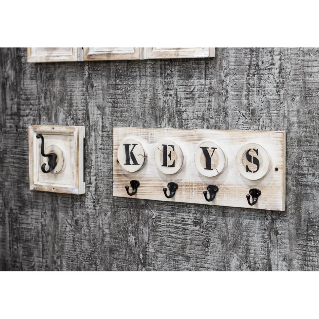 Tableau à clés avec 4 crochetsen Bois massif optique vintage Beige