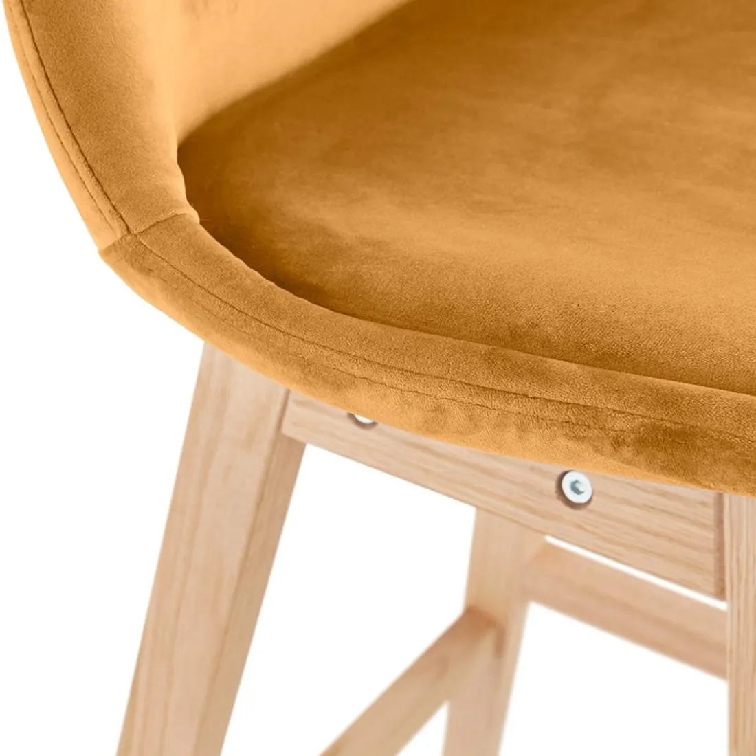 Tabouret de bar 'MORISS' en velours moutarde et pieds en bois naturel