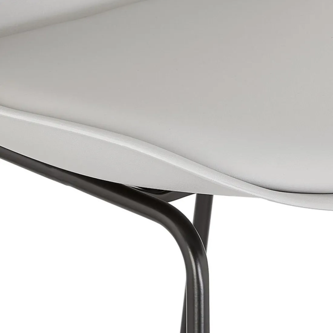 Tabouret snack mi-hauteur 'CHOKO MINI' gris et pieds en métal noir