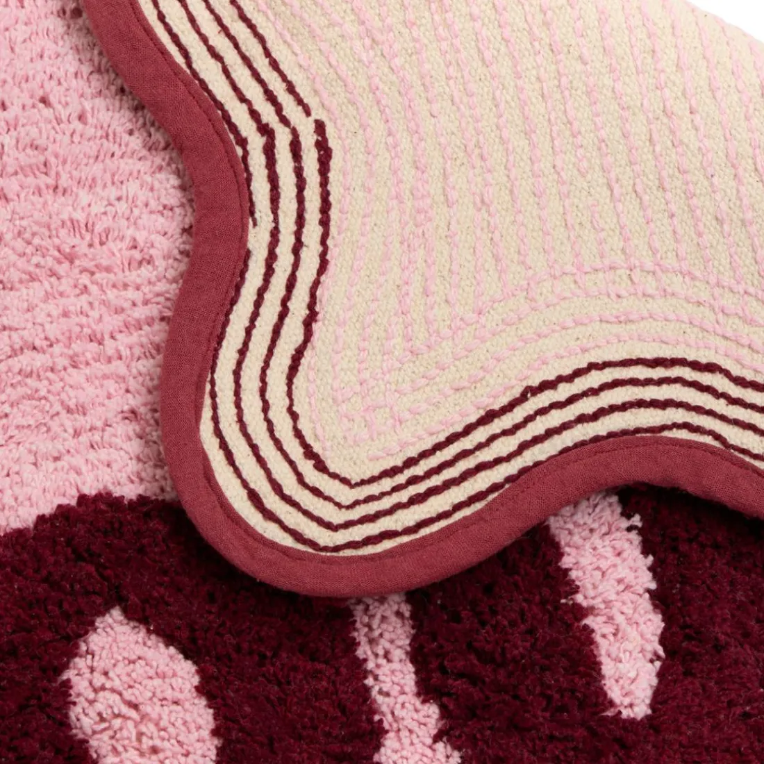 Tapis effet laine Cherry rose