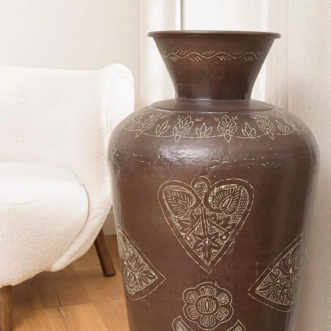 Vase alu couleur cuivre foncé patine antique HONORE D40 cm